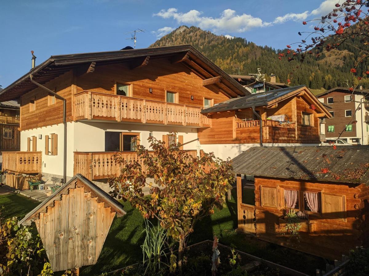 Apartamento Ciasa Giorgina Pozza di Fassa Exterior foto
